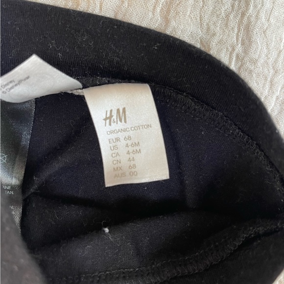 Micky Mouse Hat for Baby - Picture 2 of 2